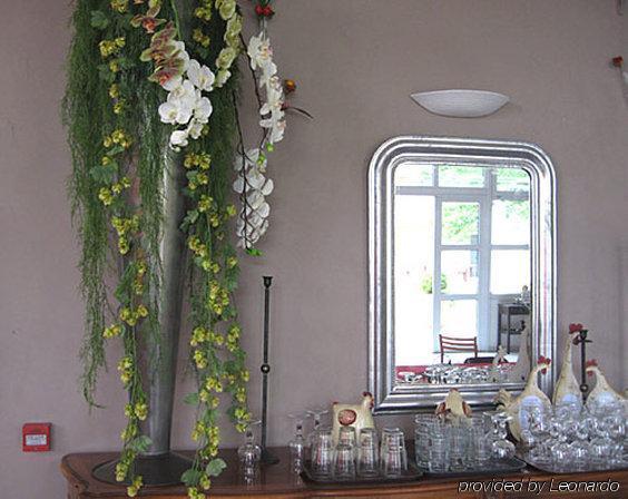 Hôtel le Mas des Ponts d'Arles Restaurante foto